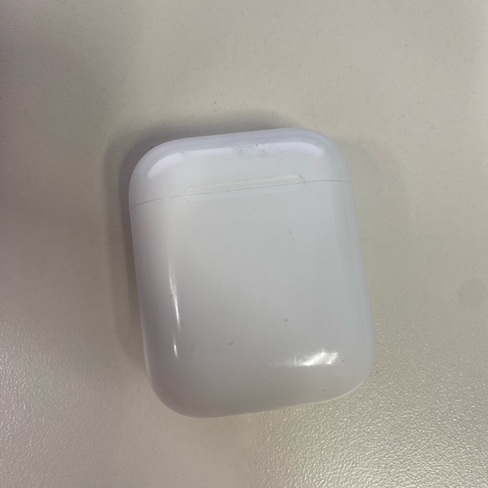 Apple AirPods